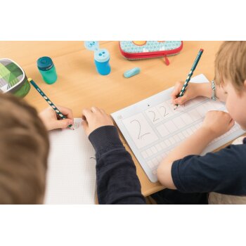 Schmaler Dreikant-Bleistift für Rechtshänder - STABILO EASYgraph S in orange - 2er Pack - Härtegrad HB