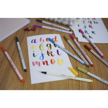 Premium-Filzstift mit Pinselspitze für variable Strichstärken - STABILO Pen 68 brush -  ARTY - 10er Pack - mit 10 verschiedenen Farben